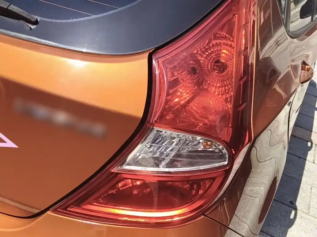 Hyundai Reina 2015 2014 Model 1.4L Automatic GLX