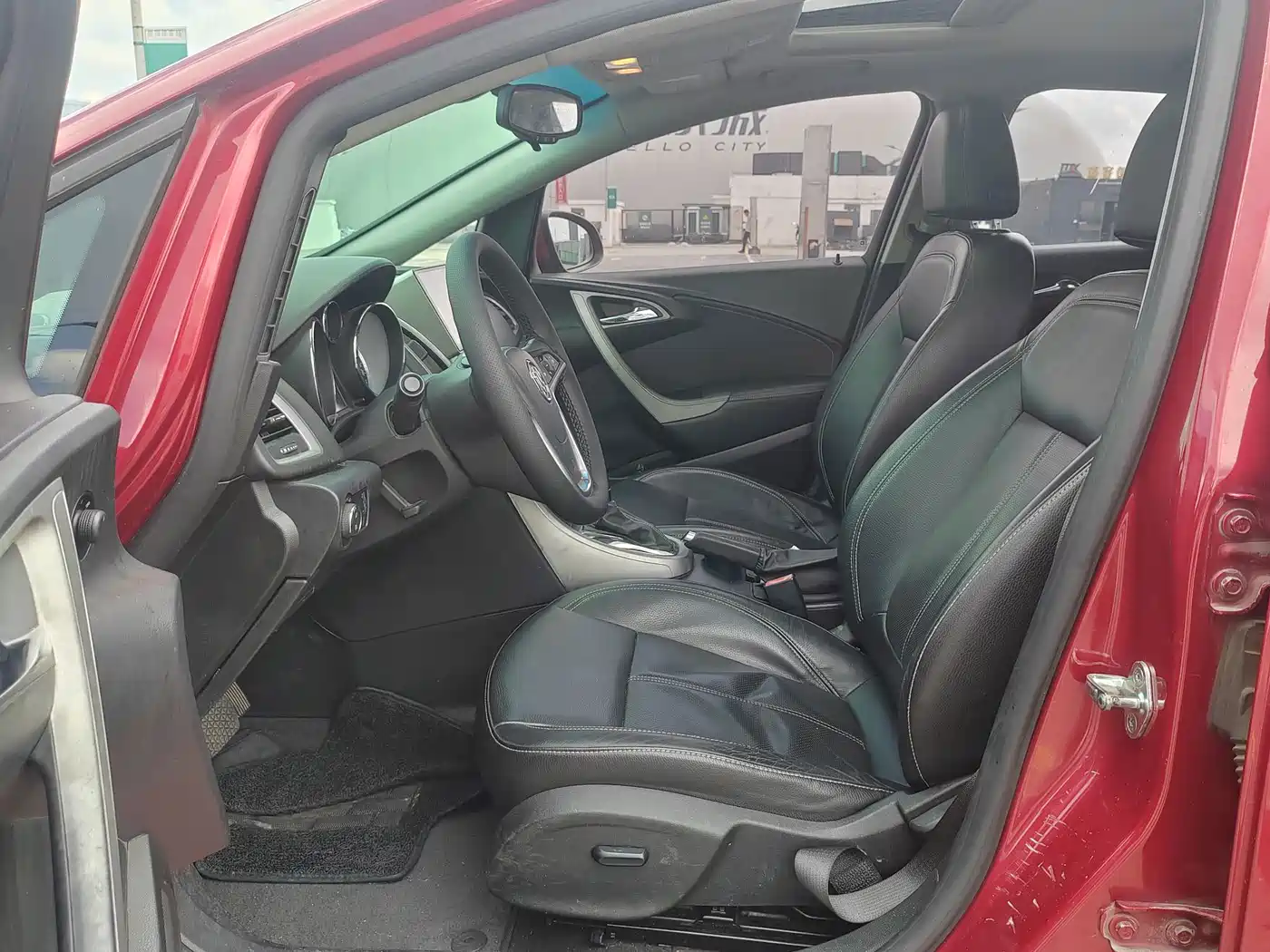Photo 4 - Buick Excelle