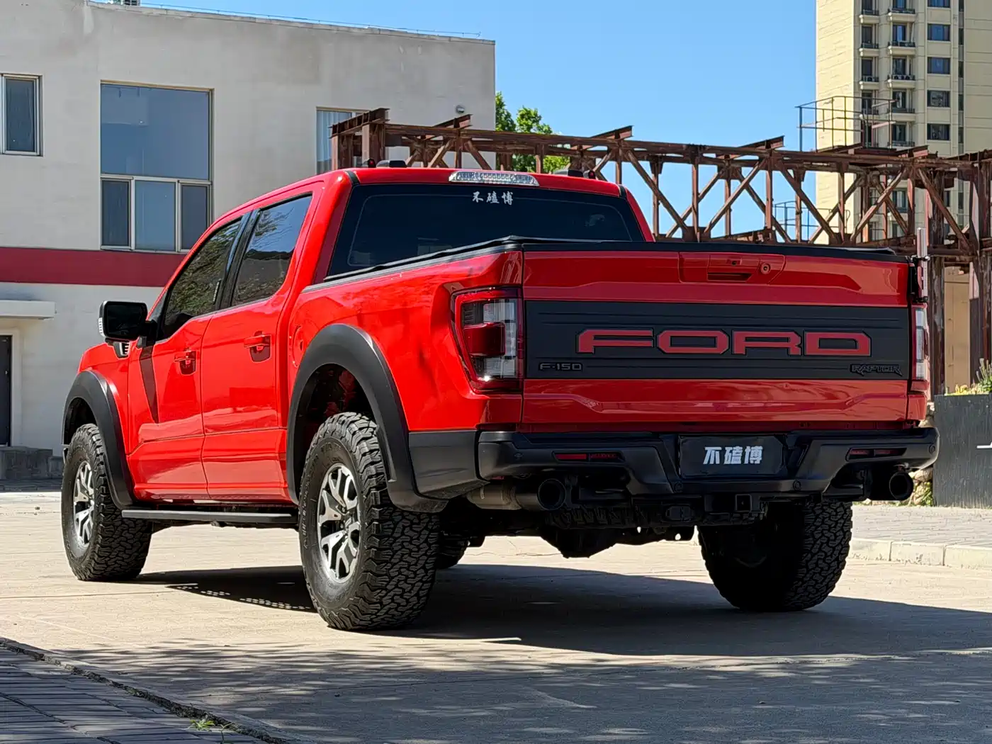 FORD F-150 RAPTOR