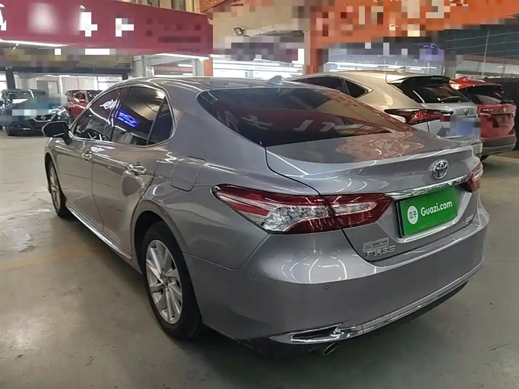 Toyota Camry 2023 2.0G Luxury Edition фото 5