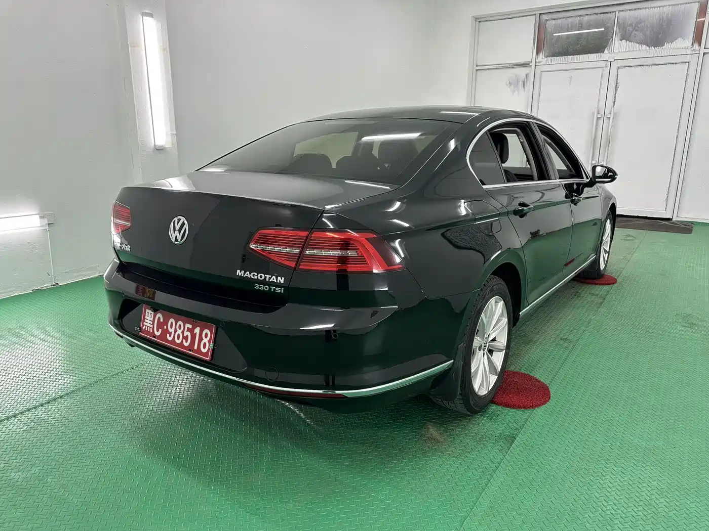 Volkswagen Magotan 2018 330TSI DSG Leading фото 5