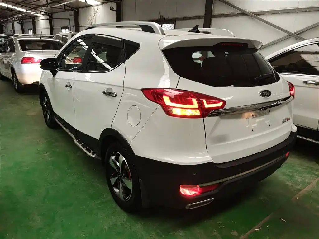 JAC Motors Refine S3 2017 2017 1.5L Manual Luxury Smart