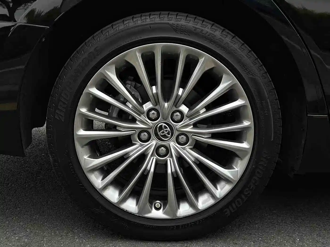 Toyota Avalon 2019 Hybrid 2.5L XLE Premium Edition China V фото 12
