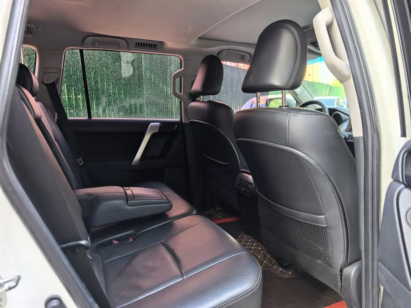 Toyota Prado 2016 2.7L Auto Luxury Edition фото 17
