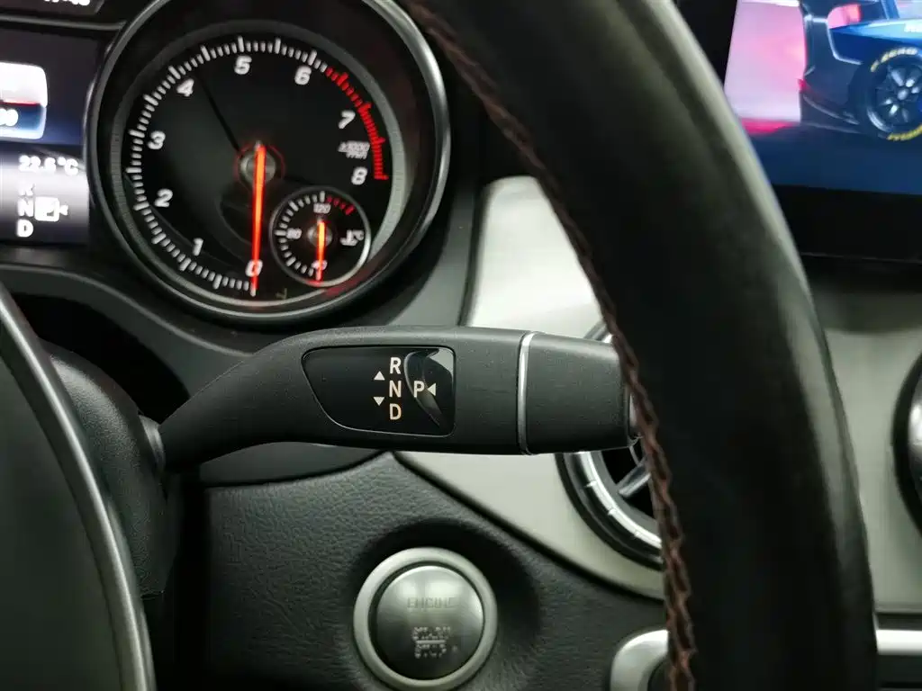 Mercedes-Benz CLA (Import) 2017 CLA 220 4MATIC фото 13