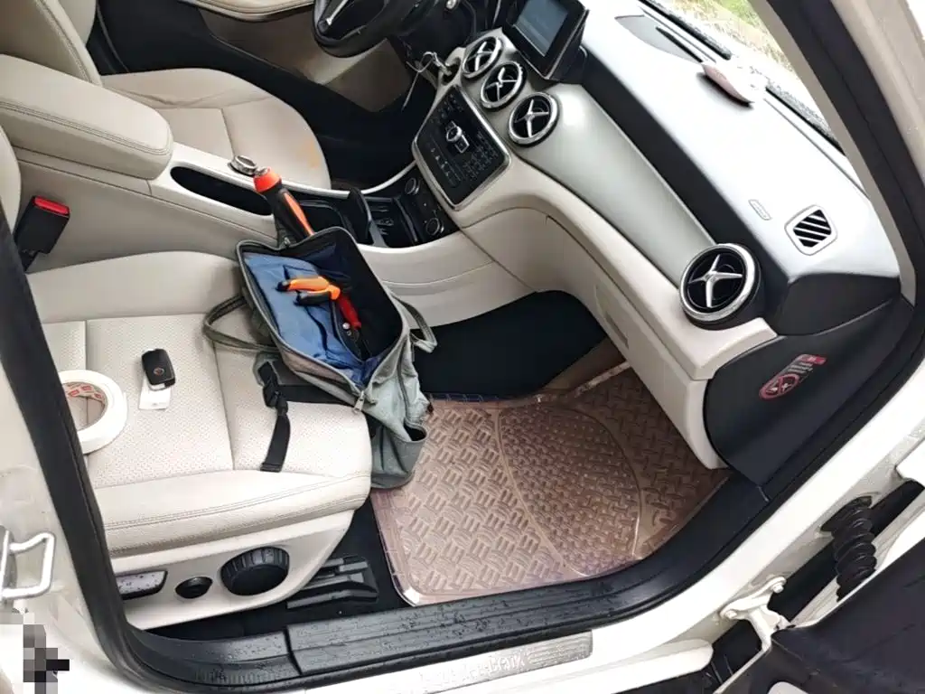 Mercedes-Benz GLA 2015 2015 GLA 200 Dynamic