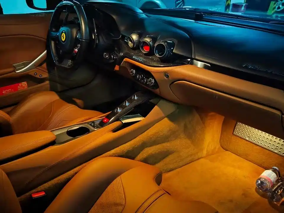 Ferrari F12berlinetta 2014 2013 6.3L Standard