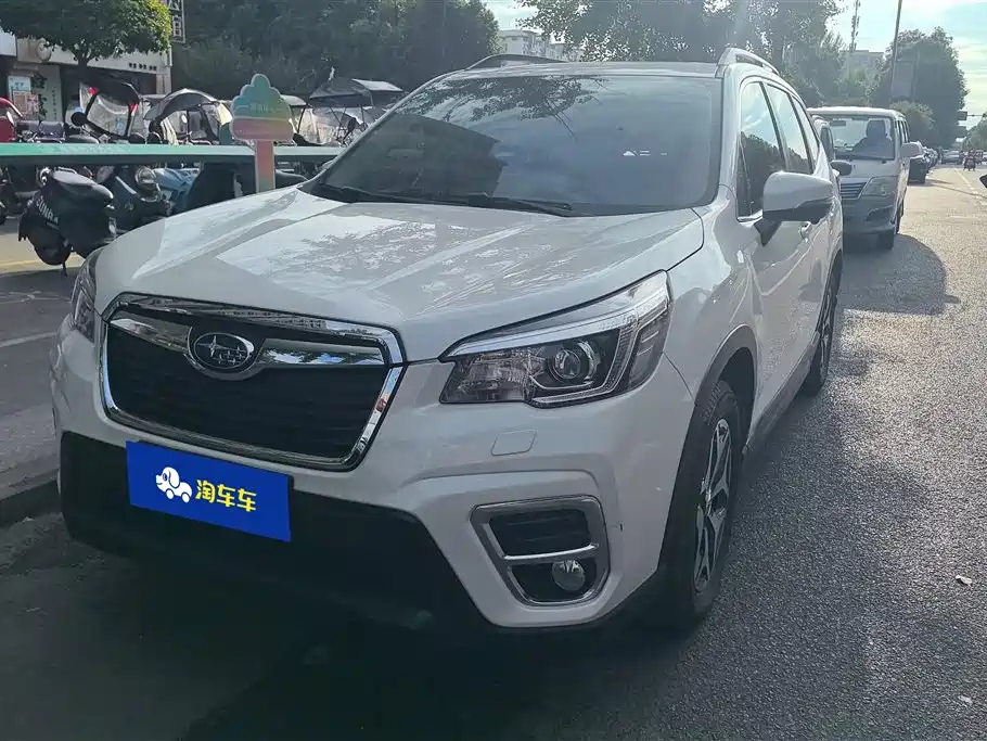 Subaru Forester 2021 2.0i Luxury Edition with EyeSight