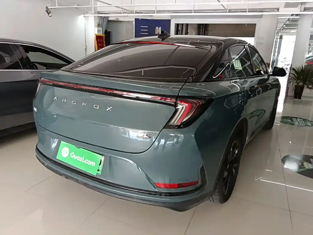 ARCFOX Alpha S 2024 2023 650E Forest Edition PRO 175kw