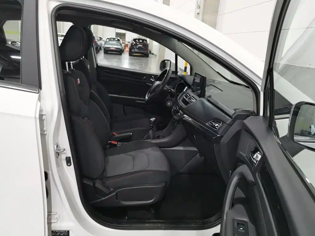 JAC Refine S3 2017 2018 Smart Drive Edition 1.5L Manual Luxury