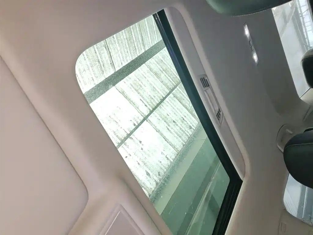 Volkswagen Lavida 2021 1.5L Auto Comfort Edition фото 18