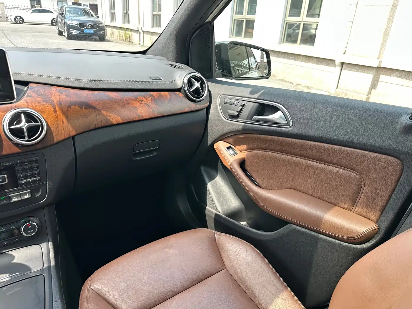 Mercedes-Benz B-Class 2013 2012 B 200