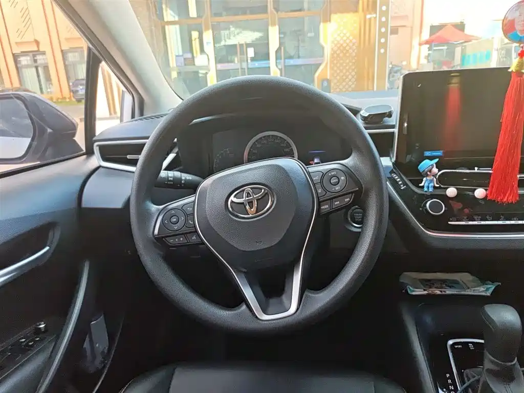 Toyota Corolla 2021 TNGA 1.5L CVT Elite Edition фото 3