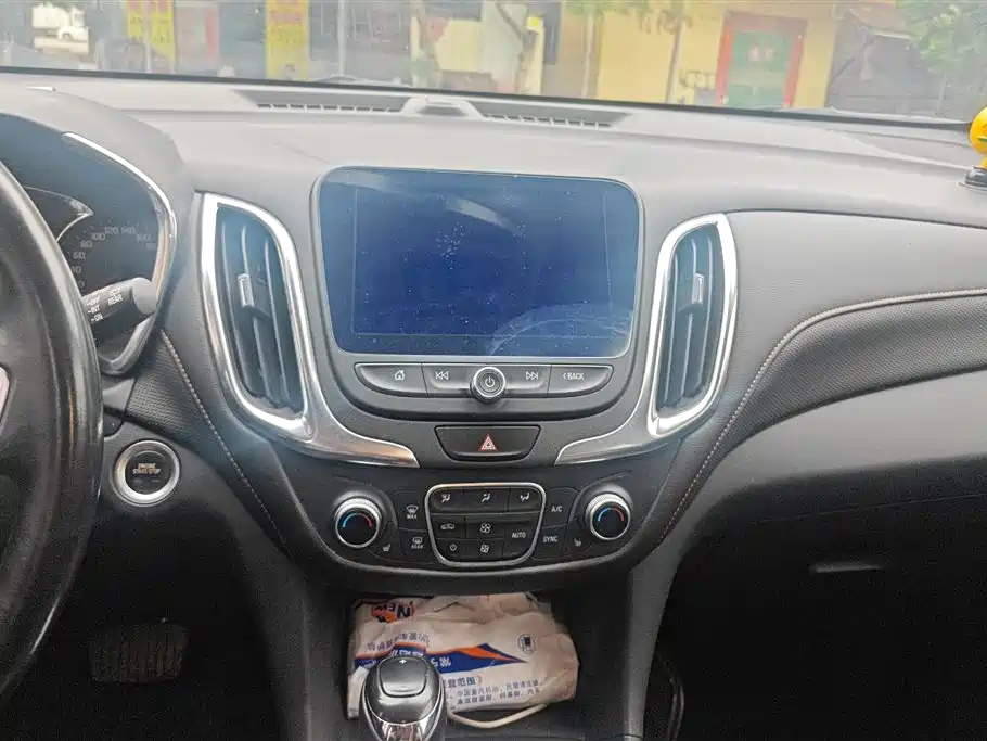 Chevrolet Equinox 2019 535T Auto Control Edition China V фото 13