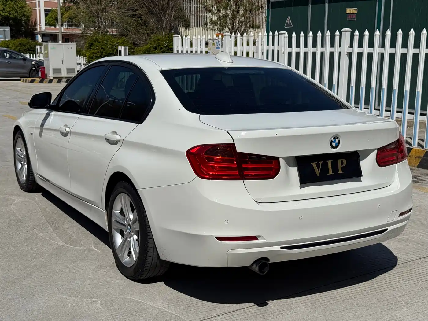 BMW 3 Series 2014 320i Sport Design Package фото 9