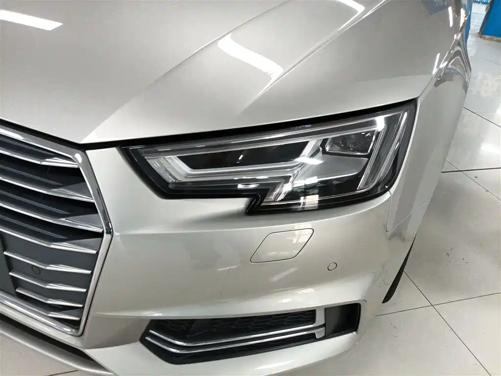 Audi A4L 2018 30th Anniversary 40 TFSI Fashion фото 18
