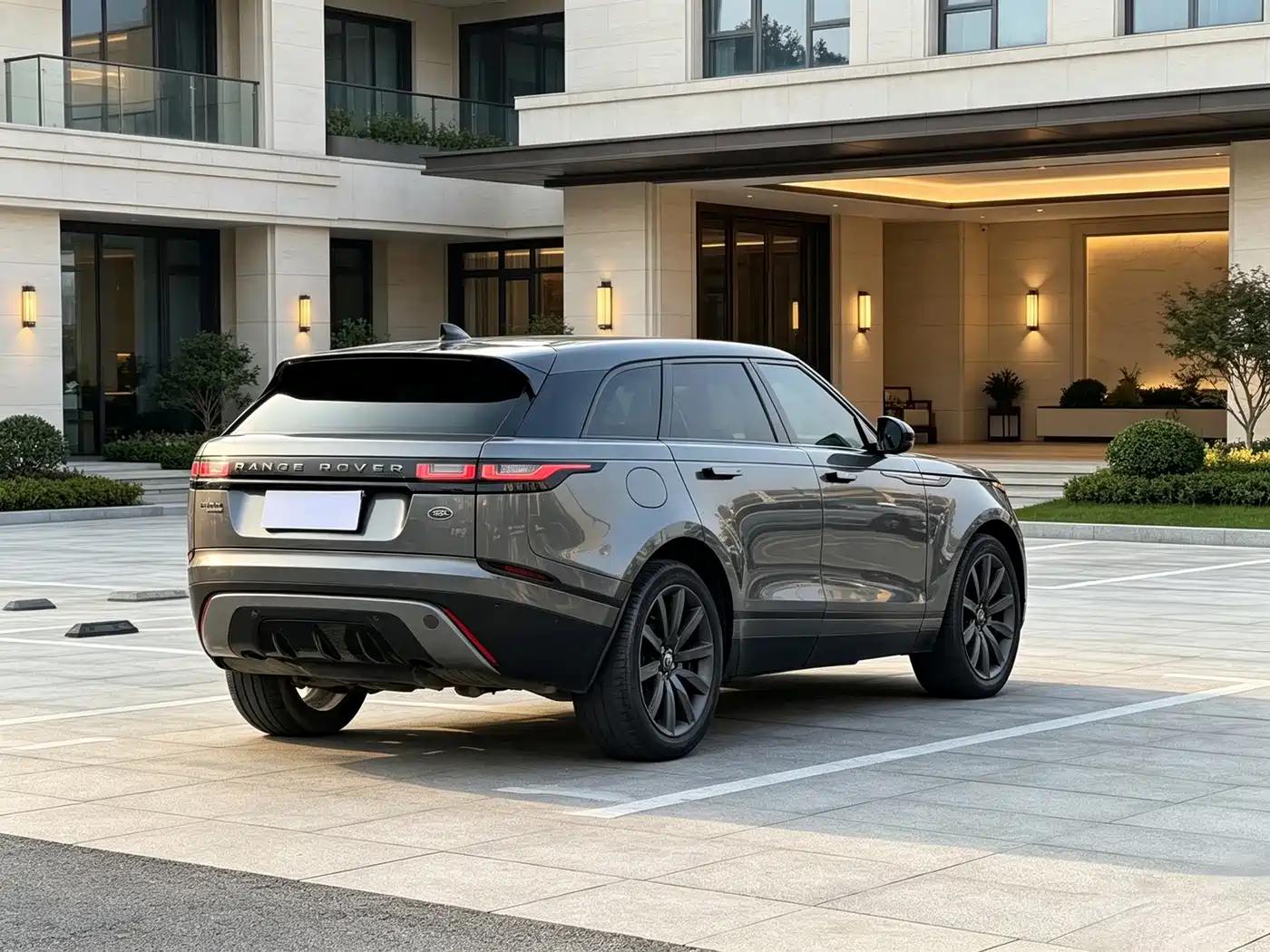 Land Rover Range Rover Velar 2017 2017 P380 R-DYNAMIC SE