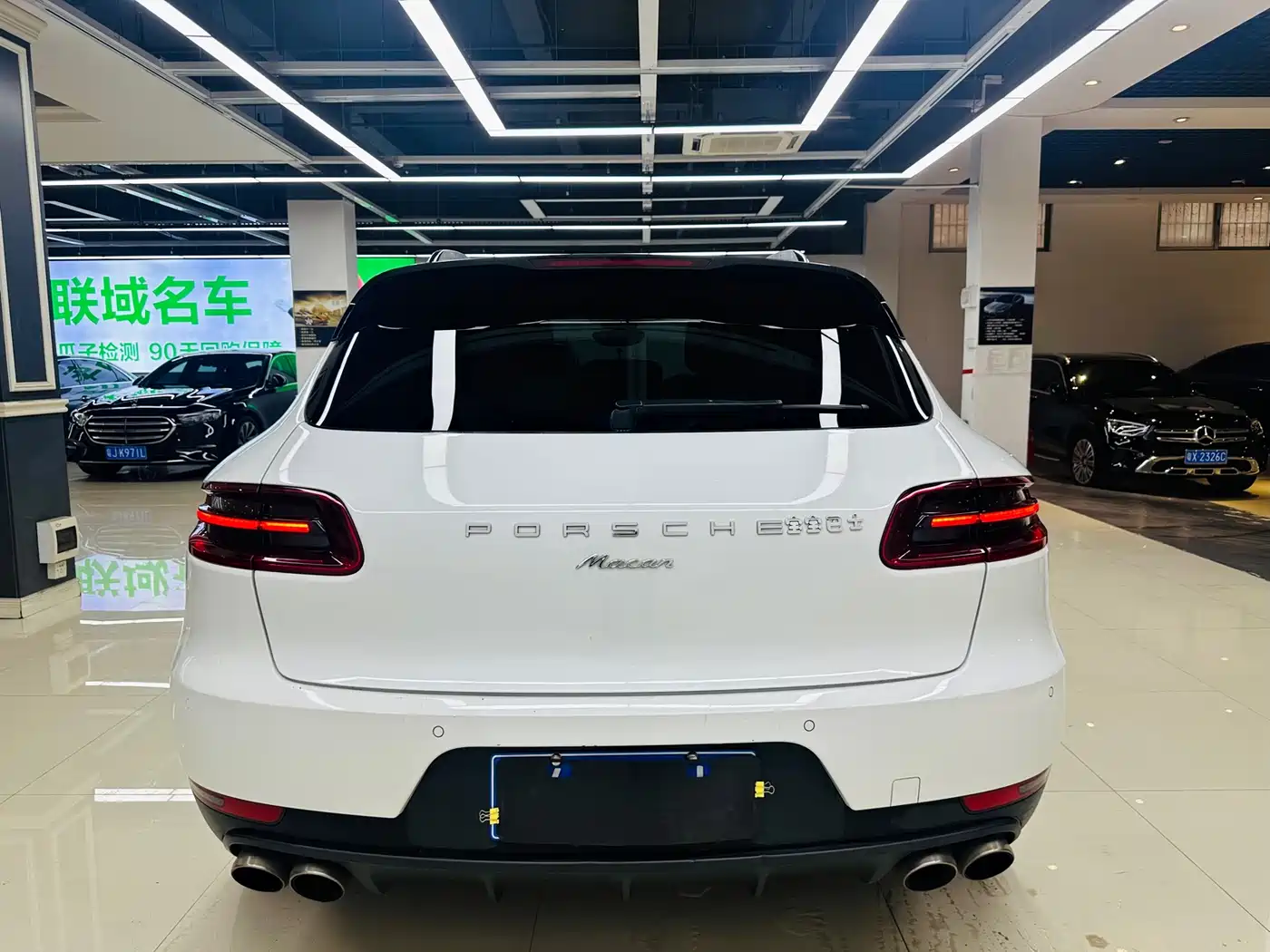 Porsche Macan 2017 Macan 2.0T фото 12