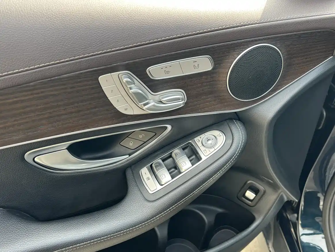 Mercedes-Benz GLC 2022 Model GLC 260 L 4MATIC Luxury Edition фото 14