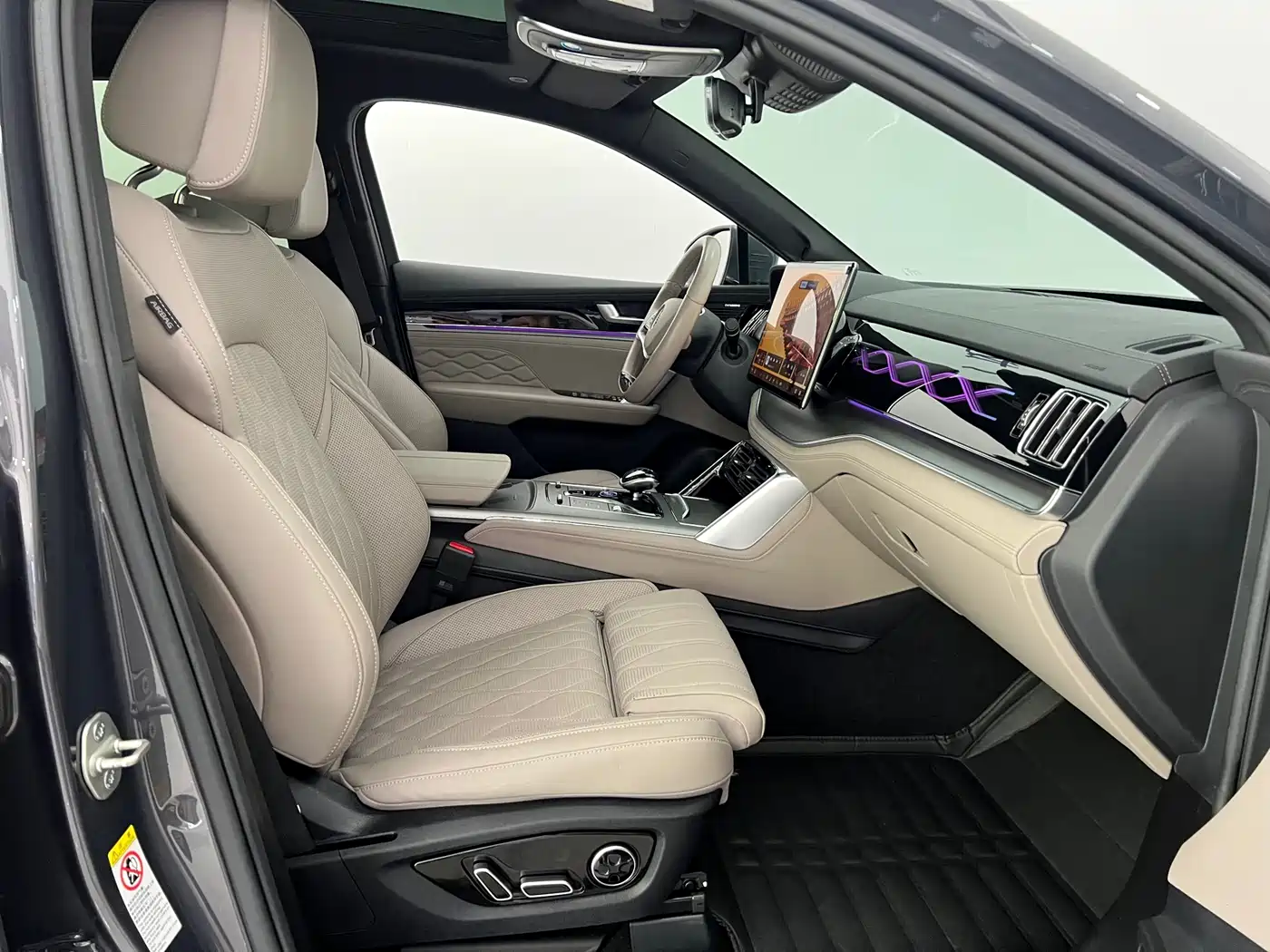 BYD Tang New Energy 2024 DM-p Champion Edition 215KM AWD Flagship фото 12