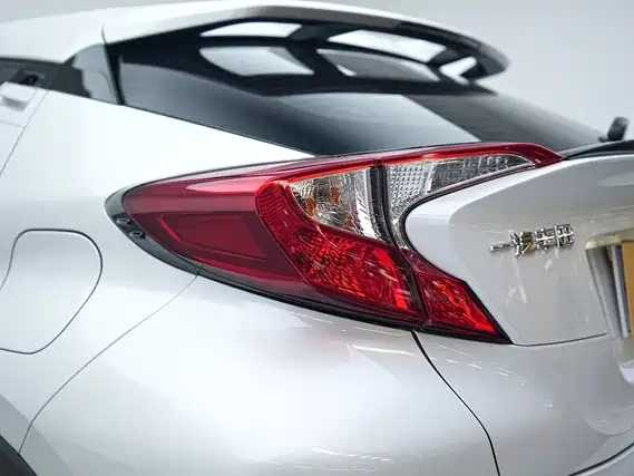 Toyota IZOA 2021 2.0L Yixiang Edition фото 17