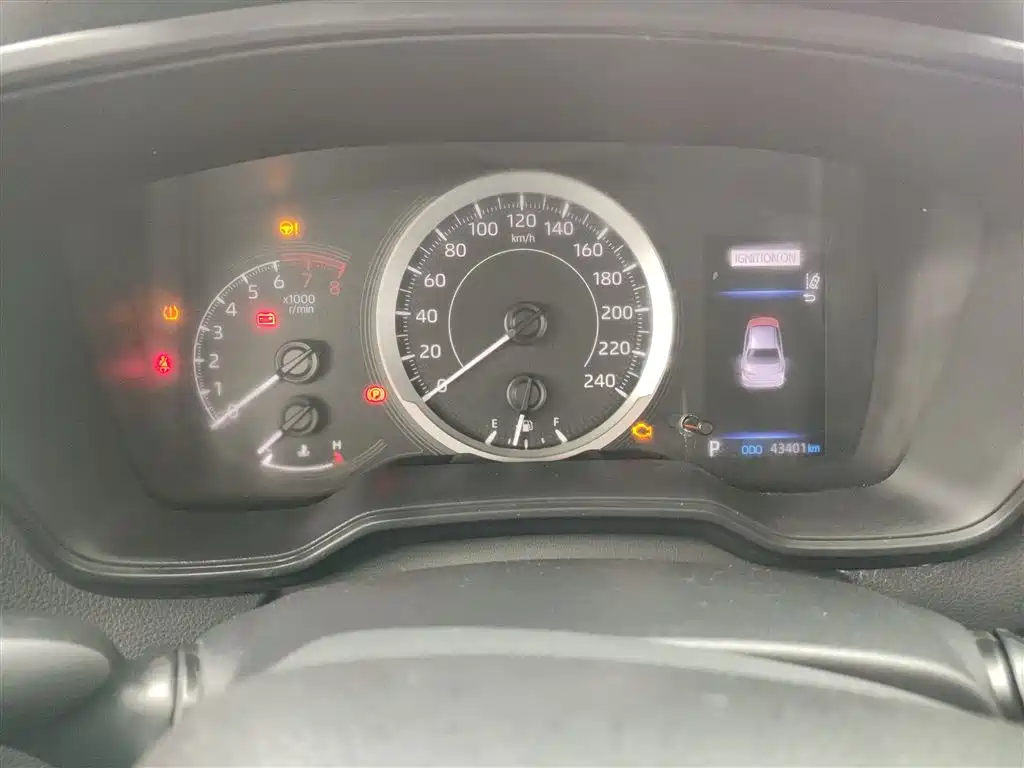 Toyota Corolla 2021 1.2T S-CVT Luxury Edition фото 12