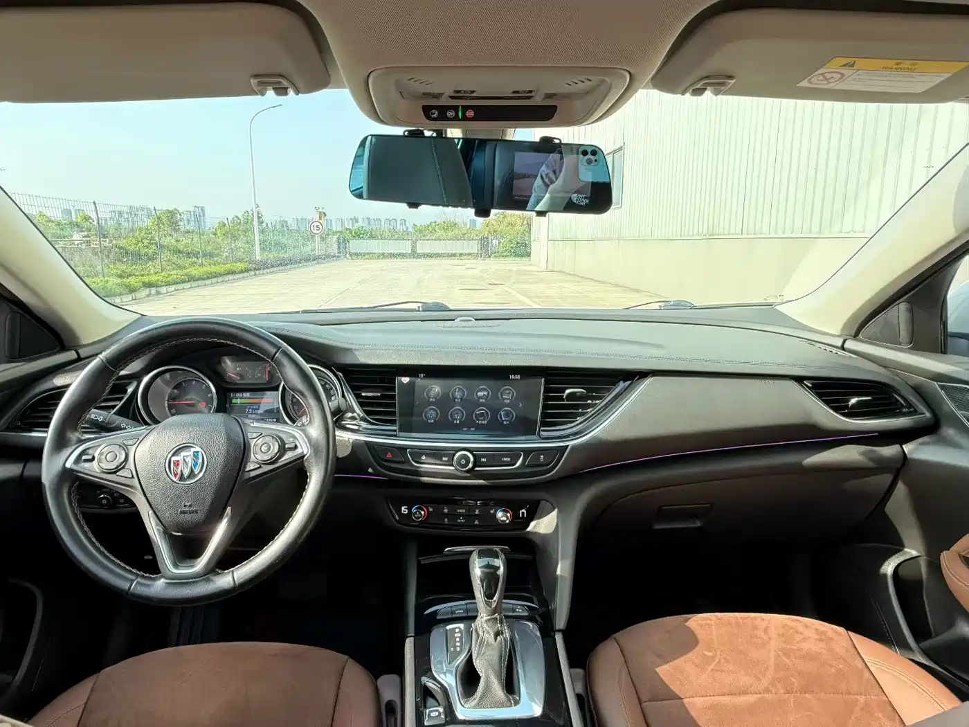 Buick Regal 2017 20T Elite Type фото 9