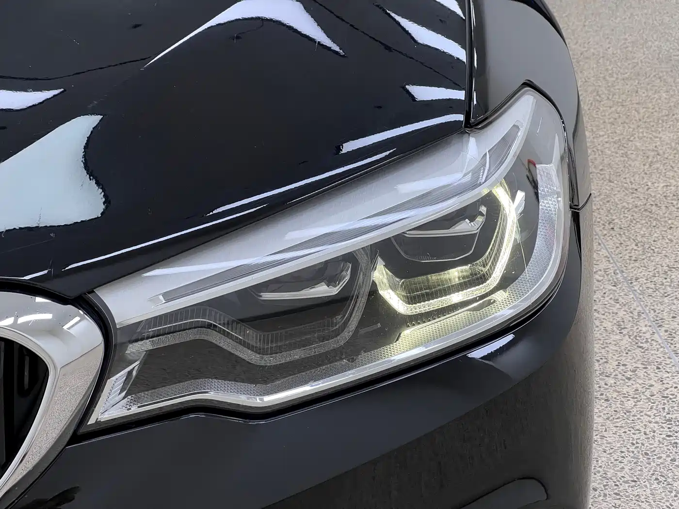 BMW 5 Series (Import) 2020 Model 525i M Sport Package фото 5