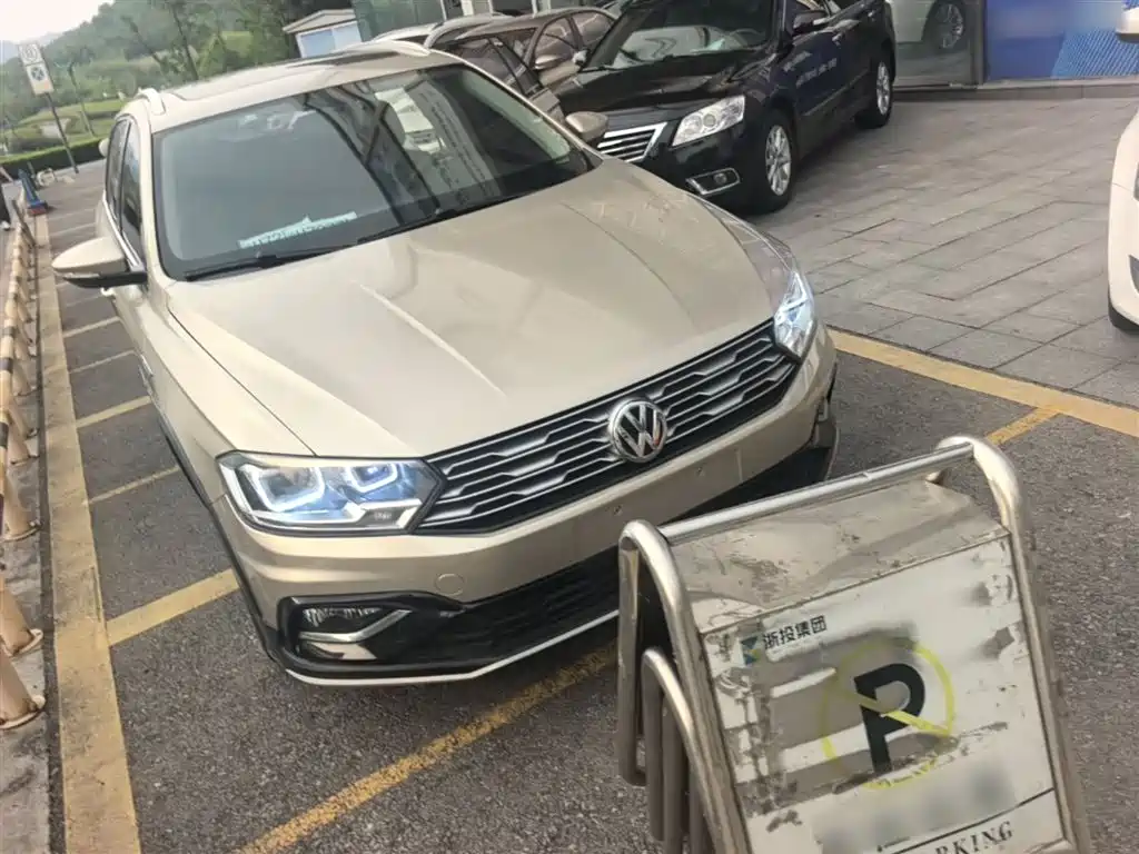 Volkswagen C-TREK 2017 1.6L Automatic Comfort фото 4