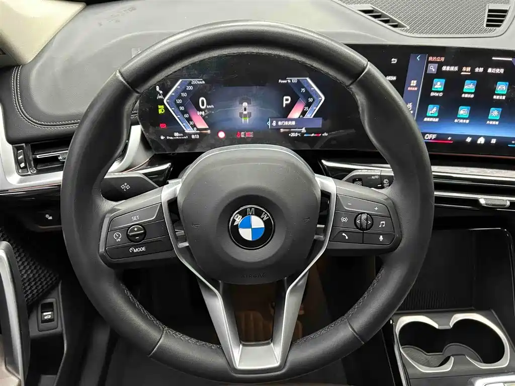 BMW X1 2023 sDrive20Li X Design Package фото 3