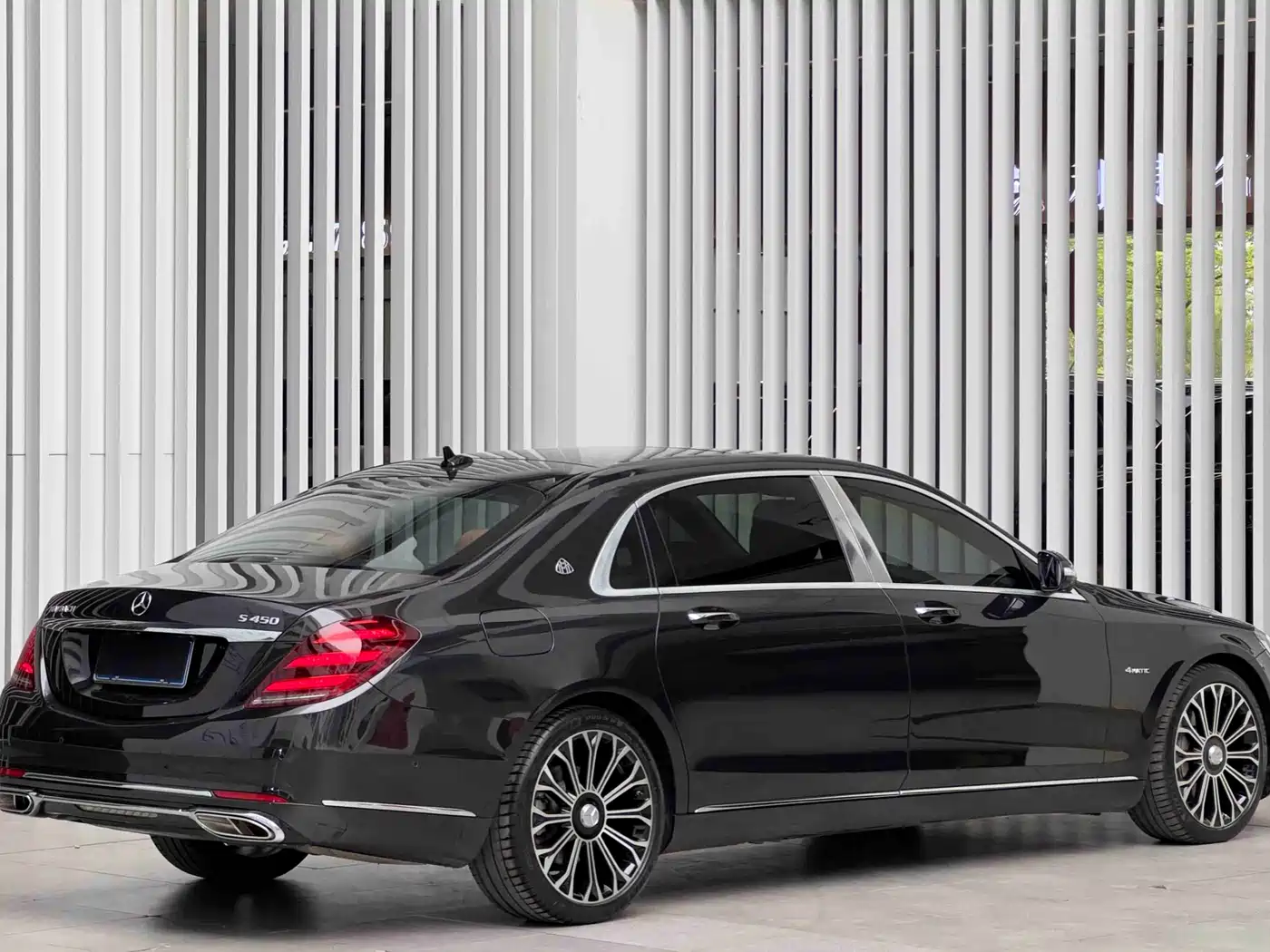 Mercedes-Benz Maybach S-Class 2020 S 450 4MATIC Collector's Edition фото 4
