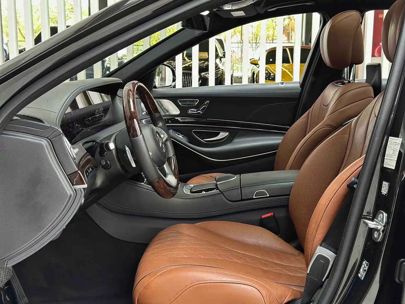 Mercedes-Benz Maybach S-Class 2020 S 450 4MATIC Collector's Edition фото 8