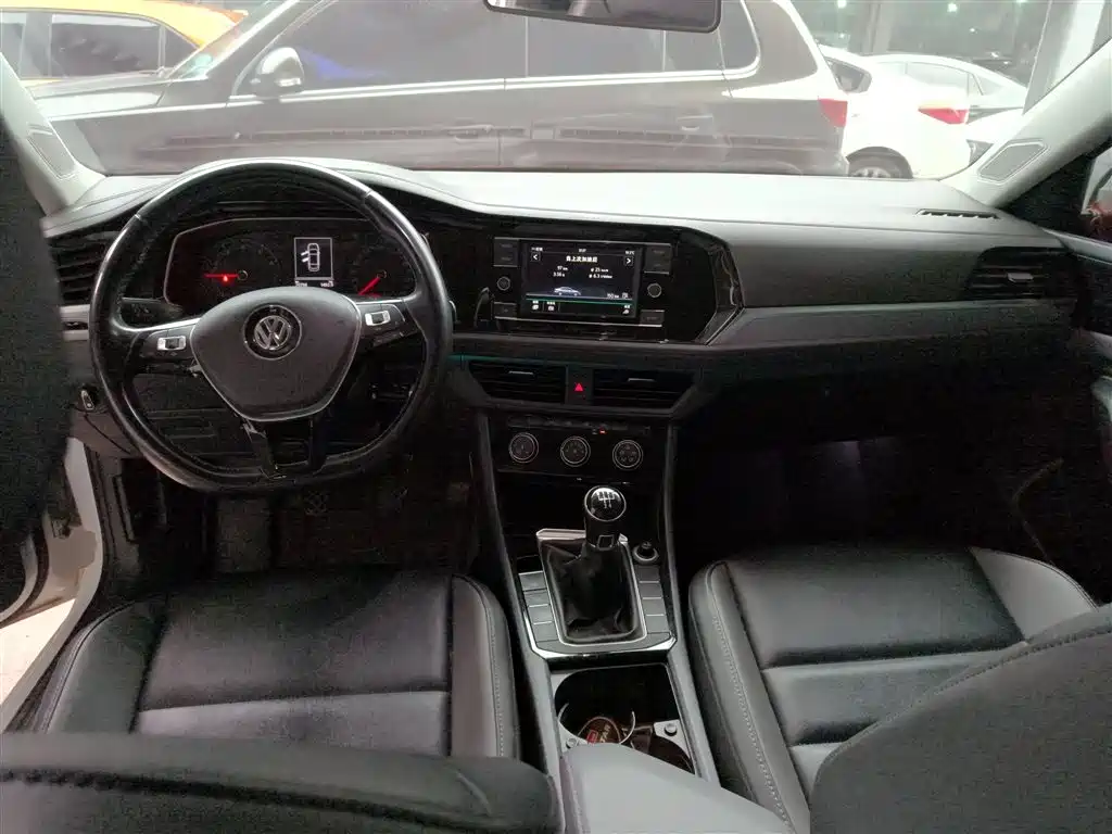 Volkswagen Sagitar 2019 200TSI Manual Comfort Edition China VI фото 10