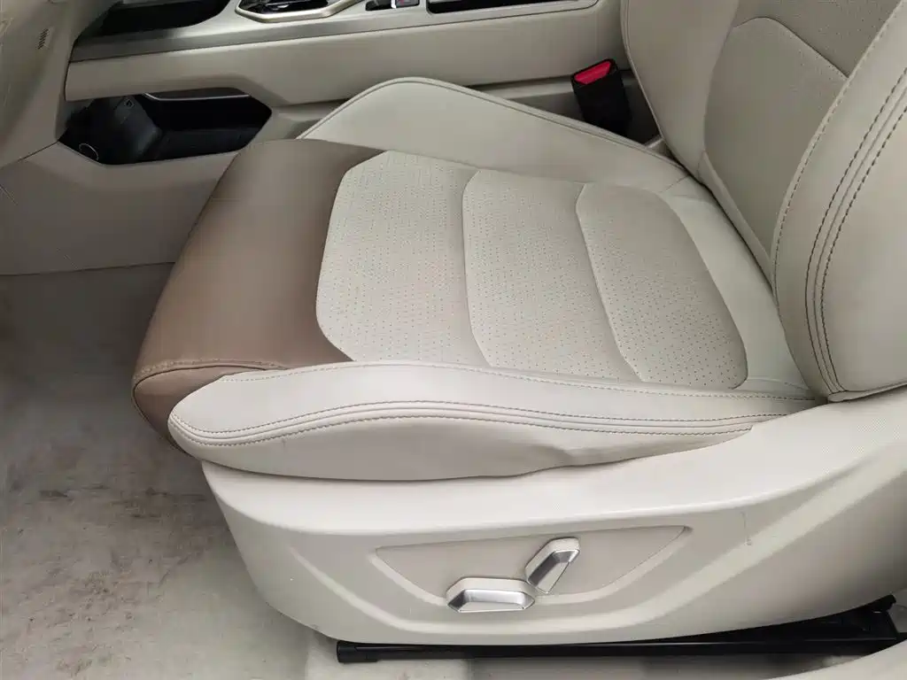 GEELY AUTOMOBILE GEELY ICON