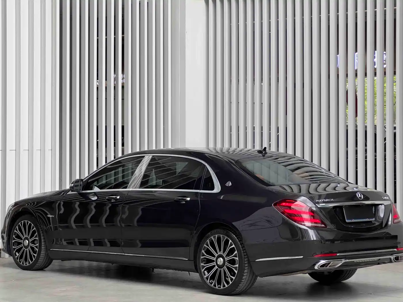 Mercedes-Benz Maybach S-Class 2020 S 450 4MATIC Collector's Edition фото 6