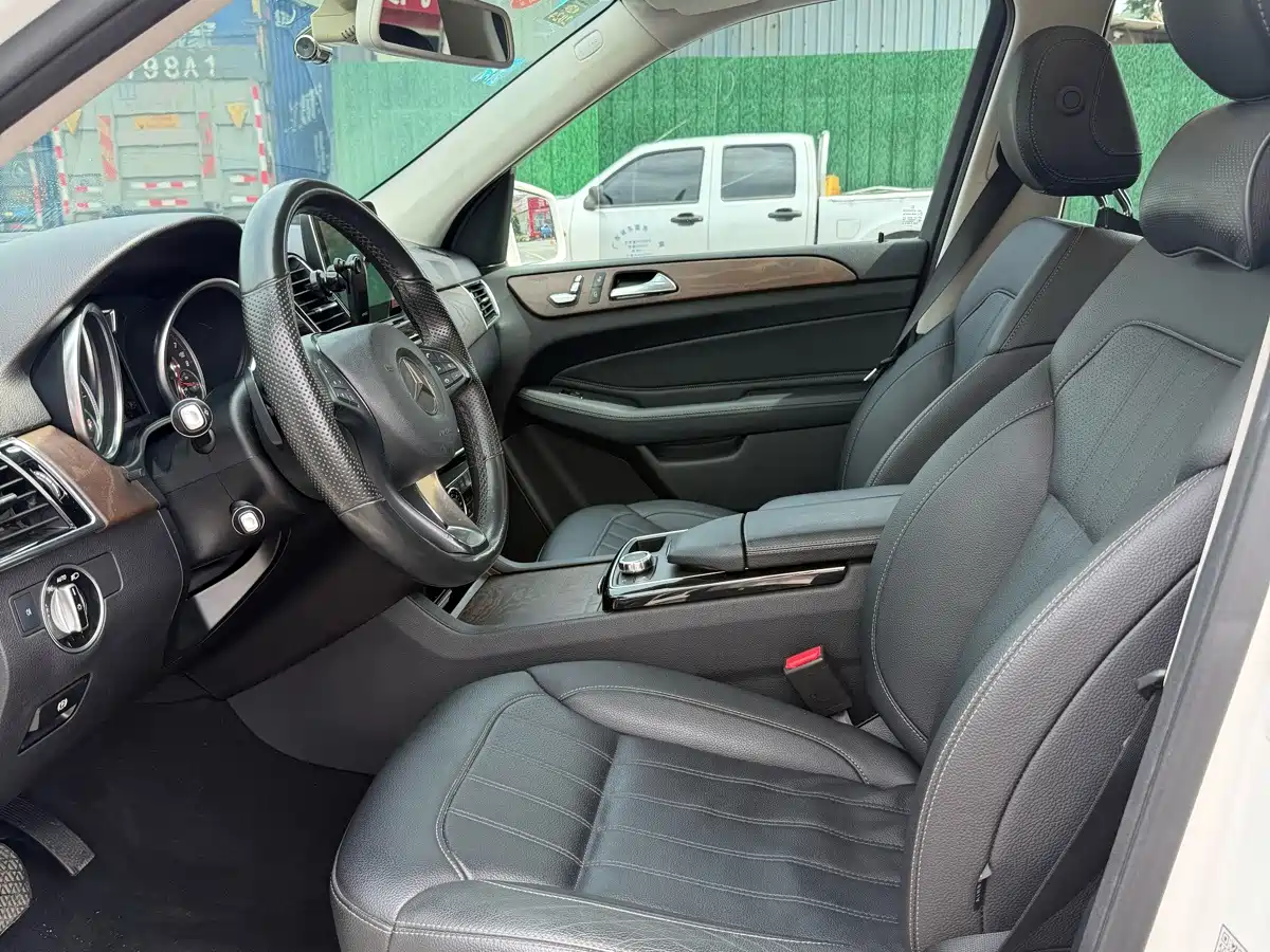 Фото 8 - Mercedes-Benz GLE