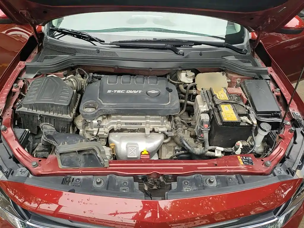 CHEVROLET CRUZE