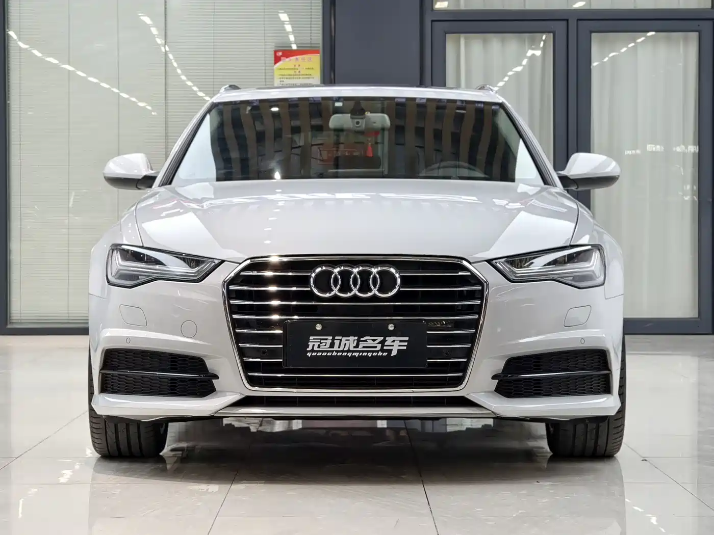Audi A6 (Import) 2017 Avant 35 TFSI Fashion фото 2