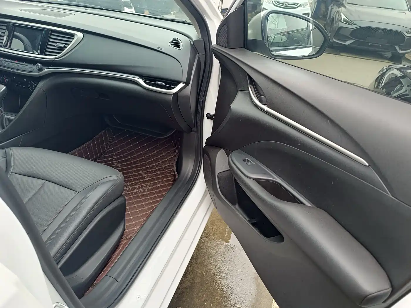 Buick Excelle 2021 Exemplar 1.5L Auto Progressive фото 10