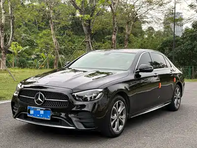 Mercedes-Benz E