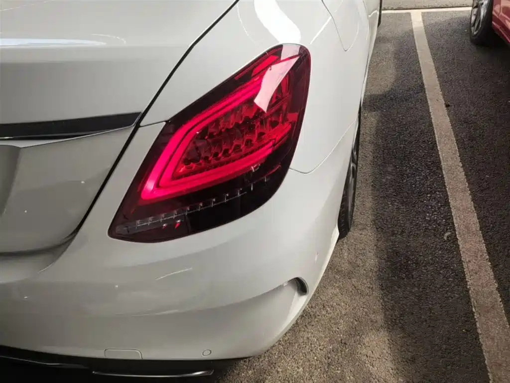 Mercedes-Benz C-Class 2019 C 260 L Sport фото 8