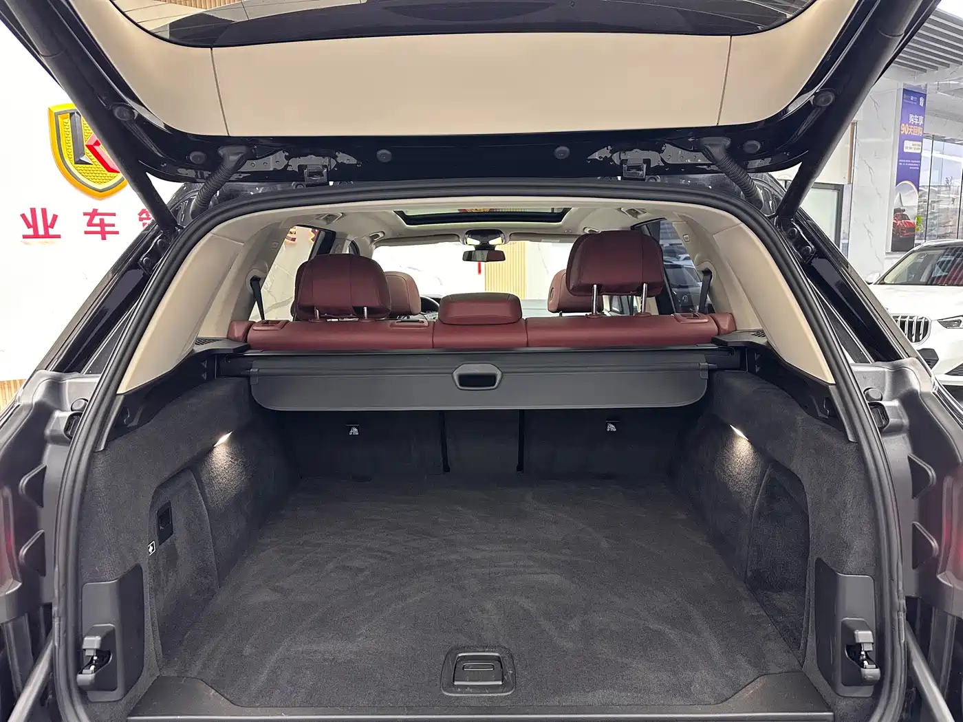 BMW X5 2022 Facelift xDrive 30Li Premium M Sport Package фото 36