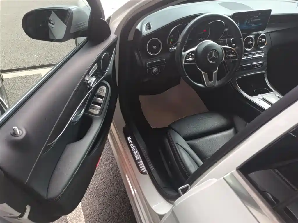 Mercedes-Benz C-Class 2019 C 260 L Sport фото 16