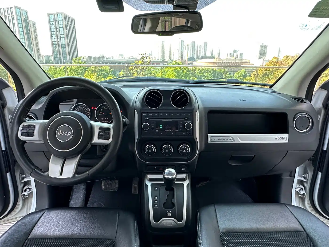 Jeep Compass (Import) 2015 2014 Facelift 2.4L 4WD Luxury Edition