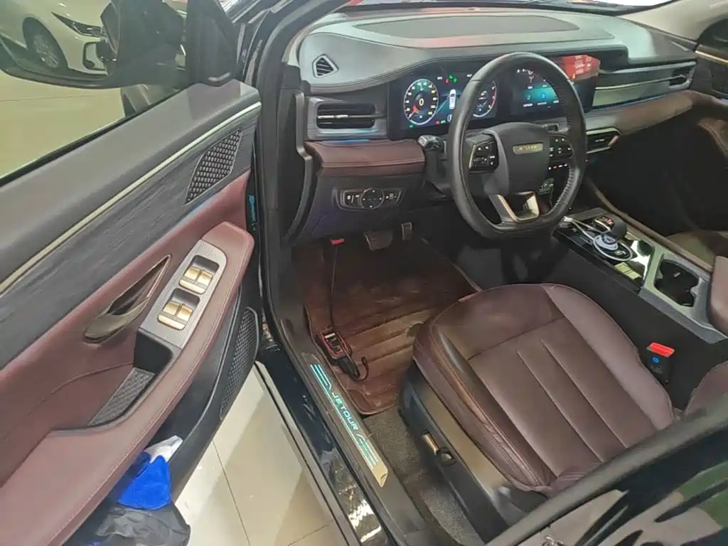 Jetour X90 PLUS 2024 2024 1.6TD DCT Bieshu PRO 5-seater