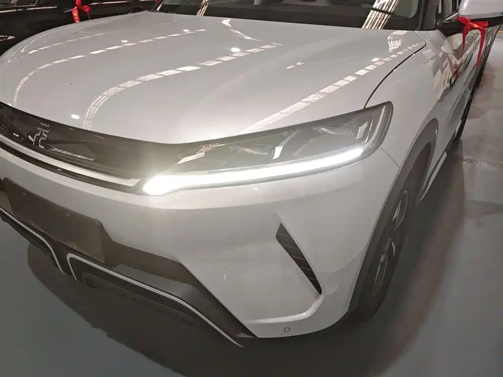 BYD Yuan UP 2024 401KM Leading Edition фото 24