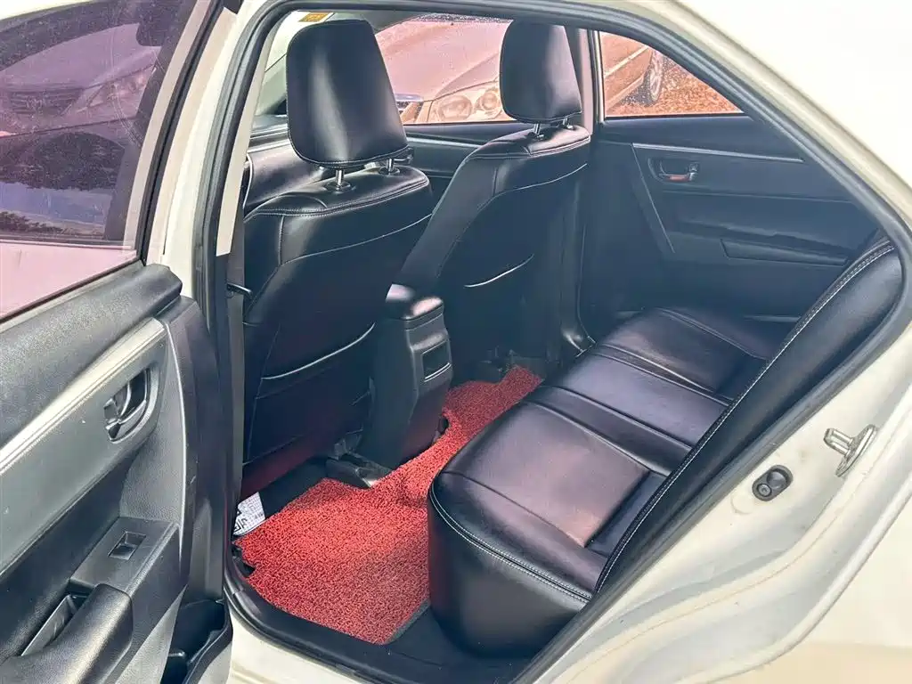 Toyota Corolla 2017 1.2T CVT GL фото 6