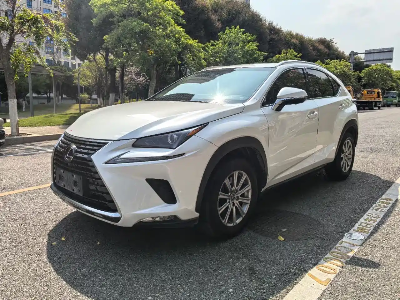Lexus NX 2018 Model 300 FWD Fengxing Edition
