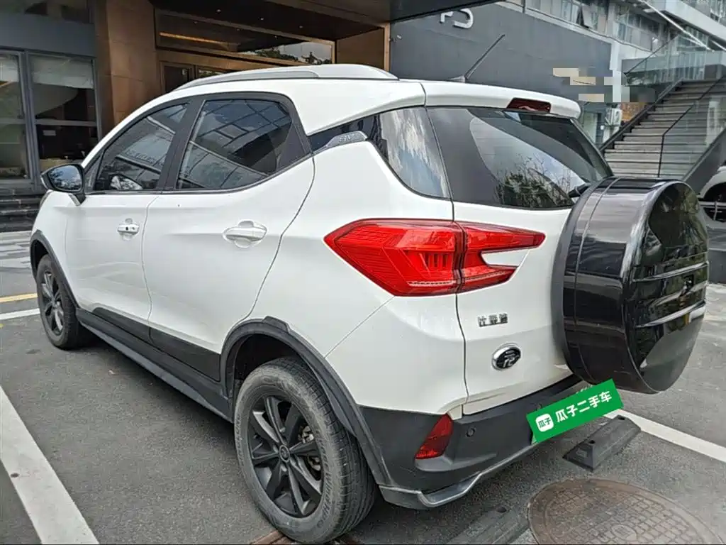 BYD Yuan New Energy 2019 EV360 Smart Connect Edition фото 4