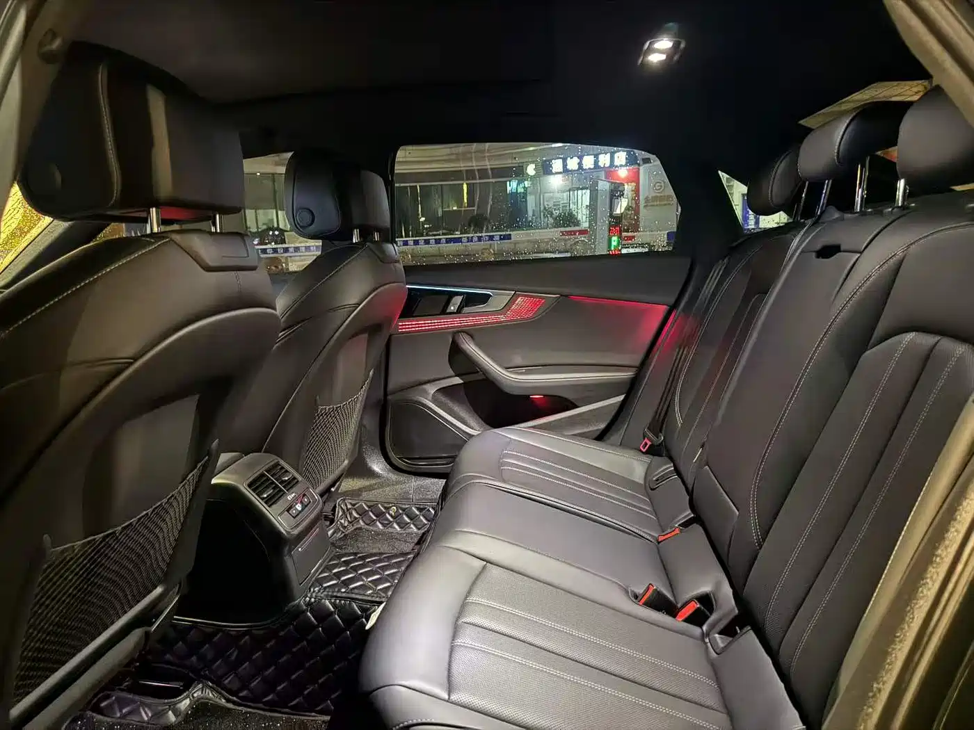 Audi A4L 2025 2025 2 Million Celebration Edition 40 TFSI Luxury Dynamic
